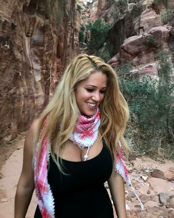 Nicolle A