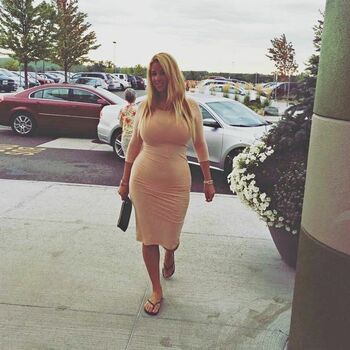 Nicolle A