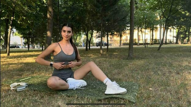 nika_la