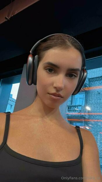 nika_la