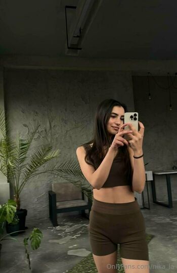 nika_la