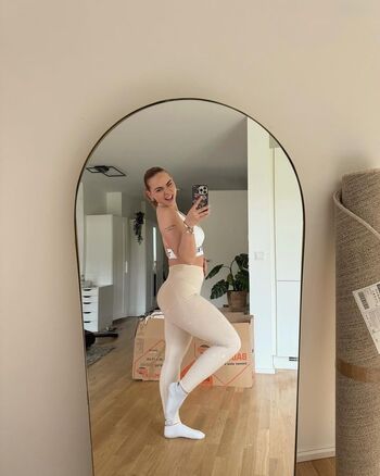 Nika Sophie