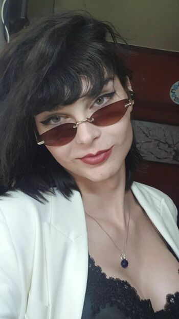 Niki Zmf
