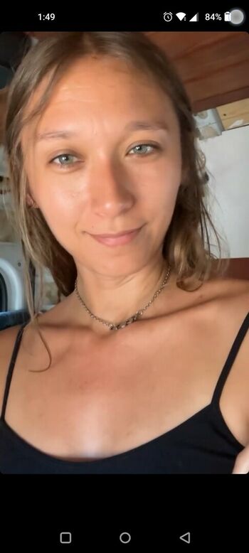 Nikita Crump