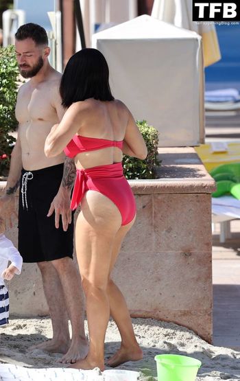 Nikki Bella