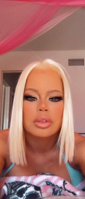 nikkidelano