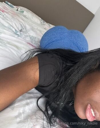niky_nikole