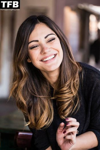 Nilam Farooq
