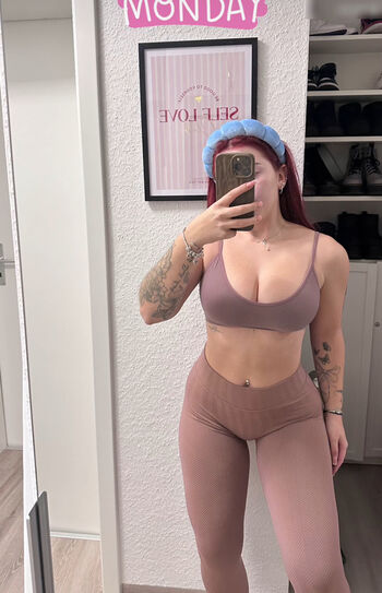 nina.buettner_fit