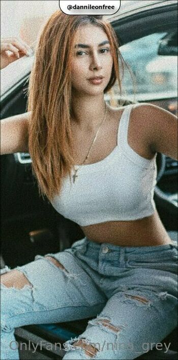 nina_grey