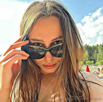 nina_popov