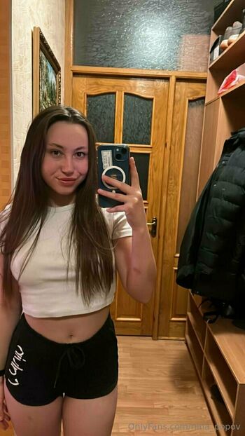 nina_popov