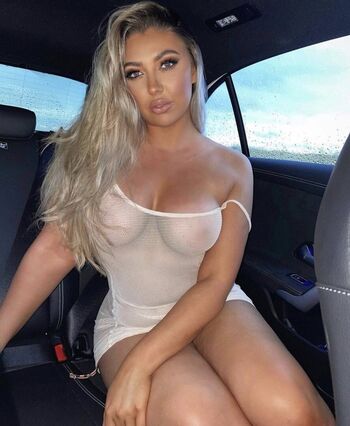 Ninawoolley