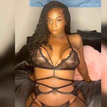 nique_babydoll
