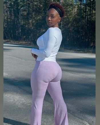 Niyahmoeye
