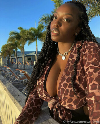 niyahrenee