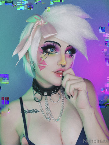 Nonbinate