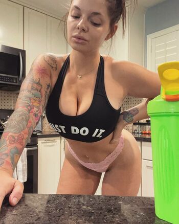 norwegian_dollface
