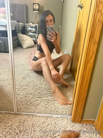 notmeganfoxx