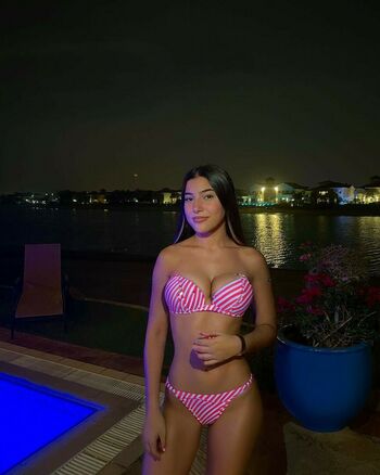 Nourhene Hocini