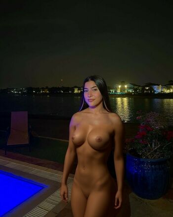 Nourhene Hocini