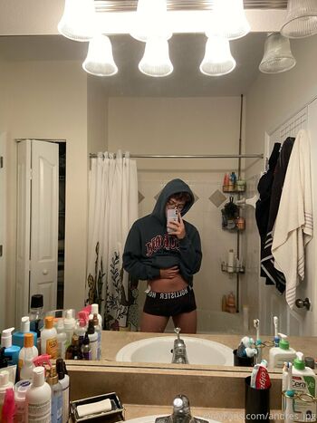 nsfwtwinx