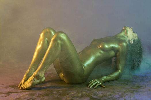 Nude Antilles