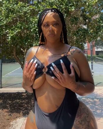 Nunu Nellz