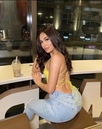 nurcinaleyna - Influencer