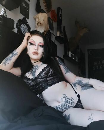 Nympho.bat