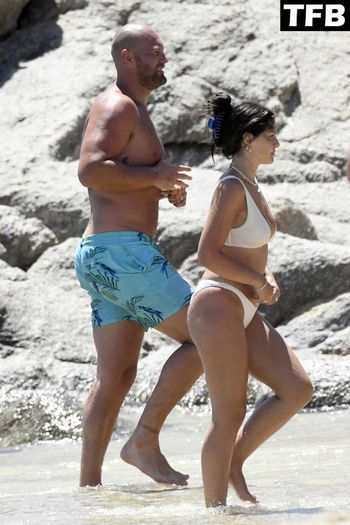Olympia Valance