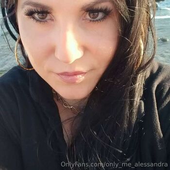 only_me_alessandra_vip