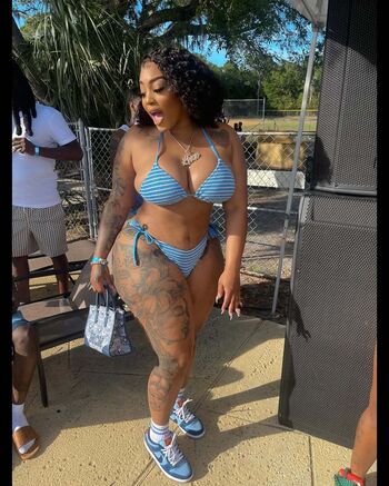 Only1_lexx