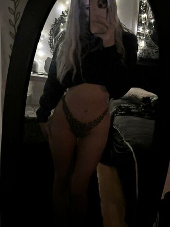 onlygothbitches