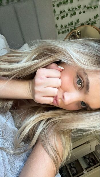 Paige Mackenzie