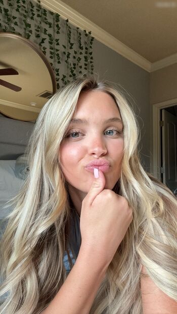 Paige Mackenzie