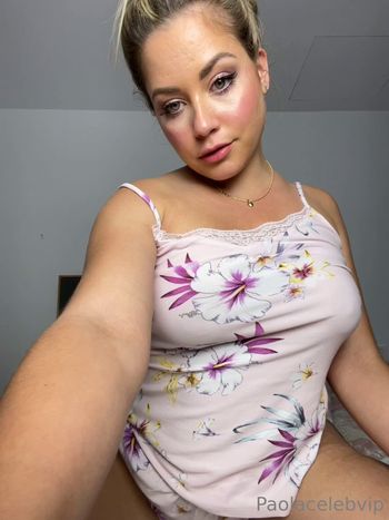 Paola Celeb