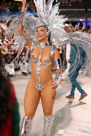 Paolla Oliveira