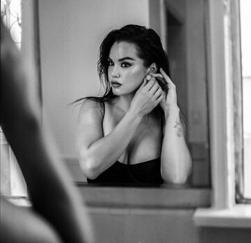 Paris Berelc