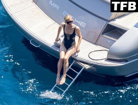 Paris Hilton