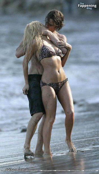Paris Hilton