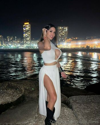 paula_flores
