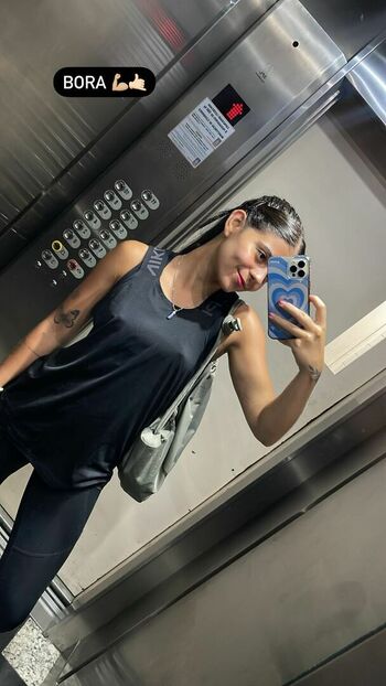 Paula Nobre