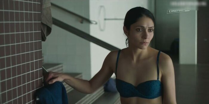 Pegah Ferydoni
