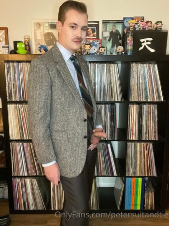 petersuitandtie