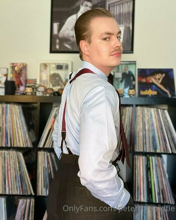 petersuitandtie