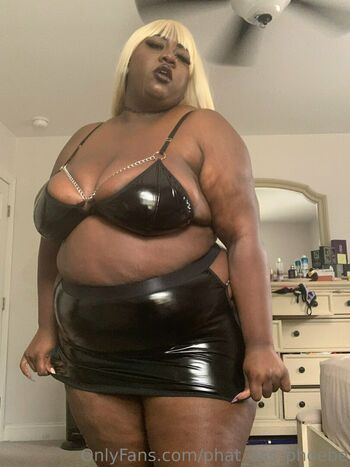 phat_ass_phoebe