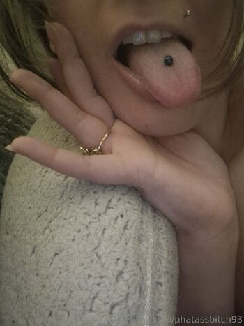 phatassbitch93