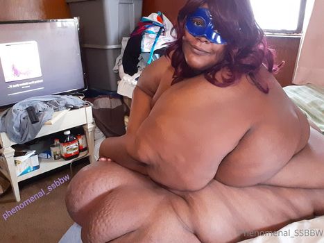 phenomenal_ssbbw