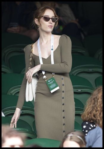 Phoebe Dynevor